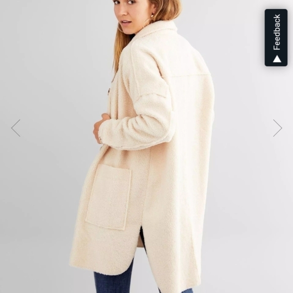 A peach fleece Sherpa jacket - Picture 2 of 5